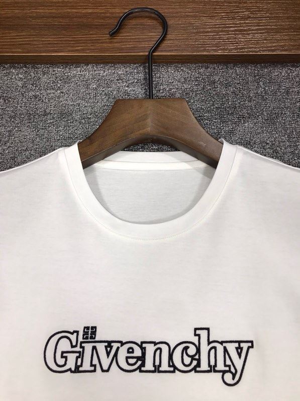 Givenchy T-Shirts